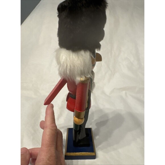 Nice Handmade Christmas Wooden Nutcracker Soldier w/ Rifle Gun 10-1/2” Tall - Picture 3 of 10